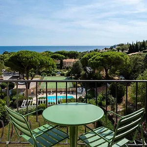 Hotel Hotel Du Parc Cavalaire Sur Mer, Cavalaire-sur-Mer
